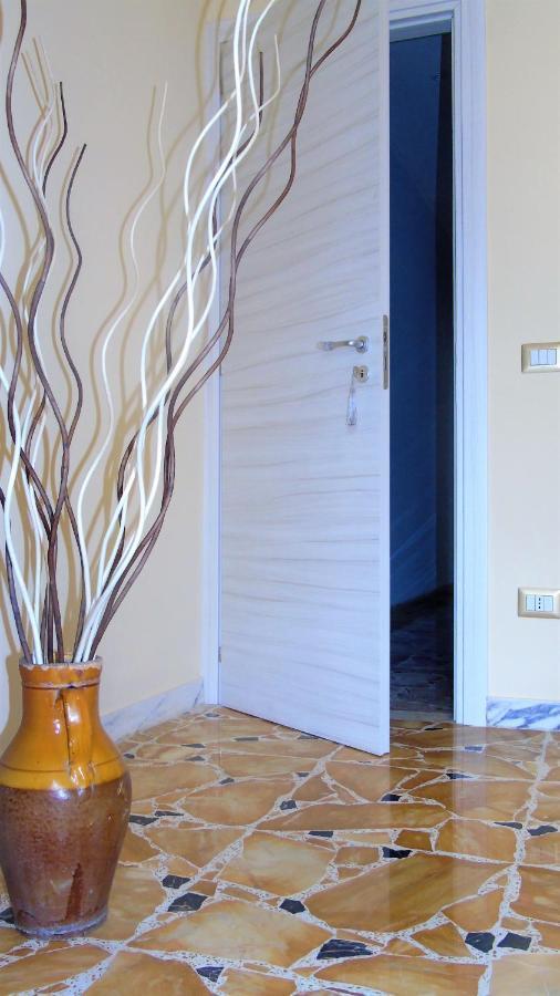 Casa Le Maioliche Διαμέρισμα Giardini Naxos Εξωτερικό φωτογραφία