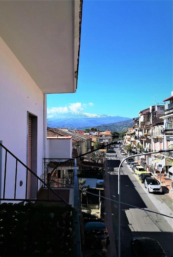 Casa Le Maioliche Διαμέρισμα Giardini Naxos Εξωτερικό φωτογραφία